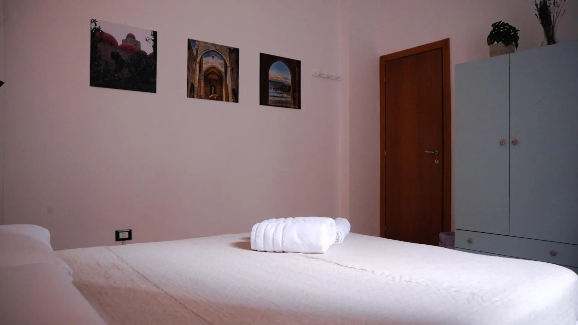 Le Finestre Su Ballaro Palermo Apartment