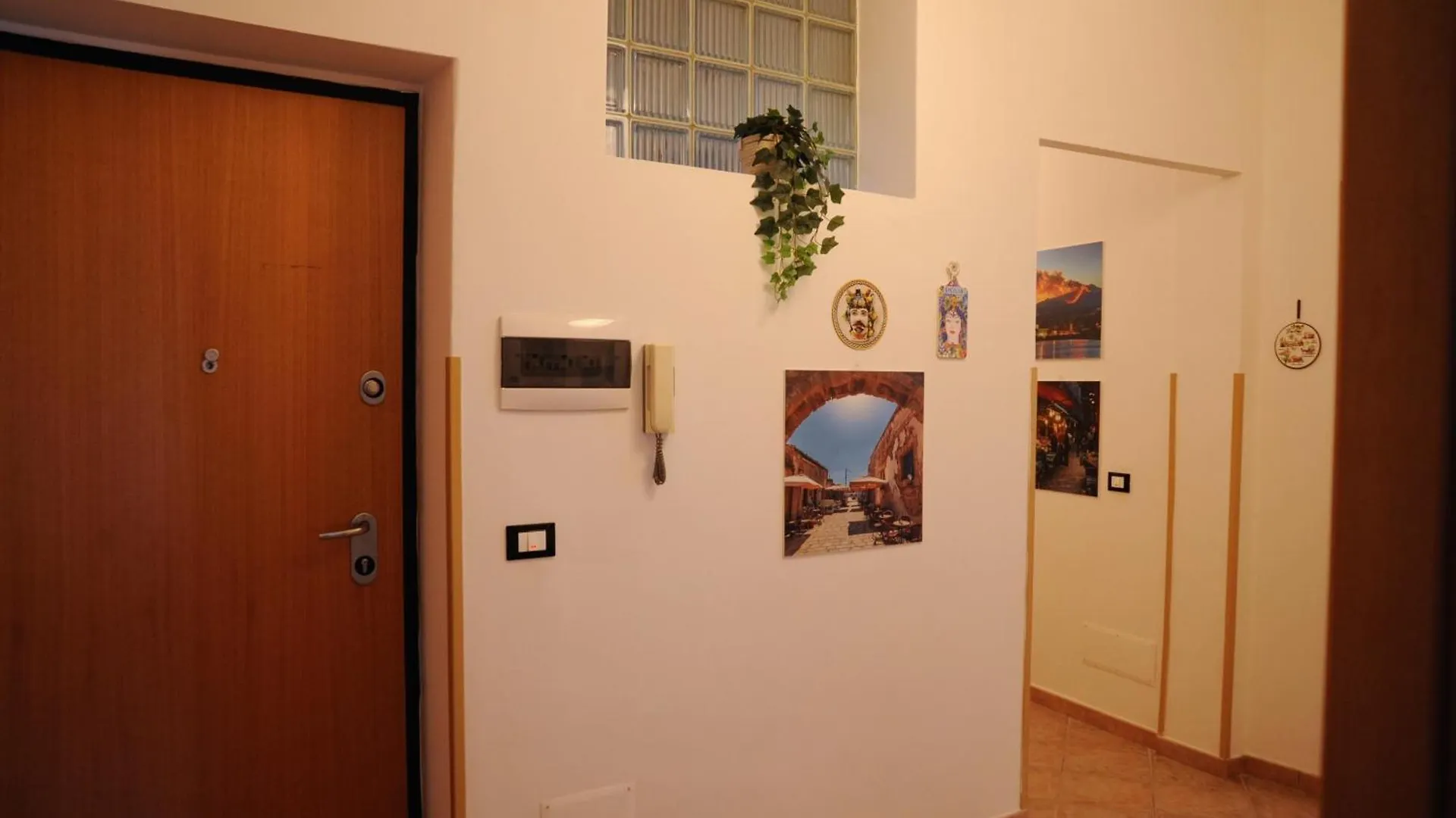 Apartment Le Finestre Su Ballaro Palermo Italy